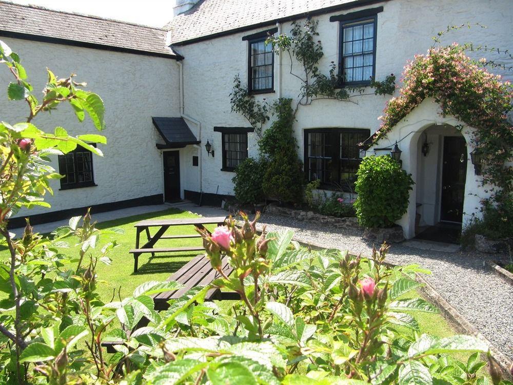Townstal Farmhouse Dartmouth Exterior photo